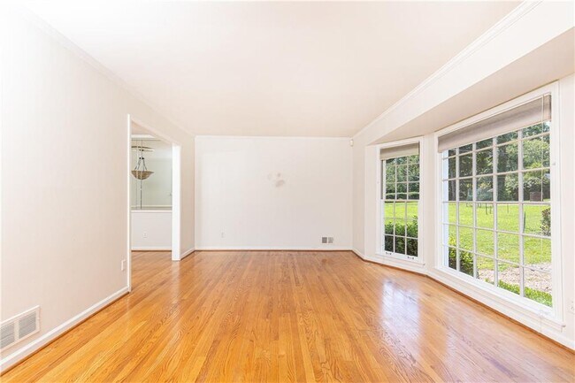 Foto del edificio - 5115 Vernon Ridge Dr