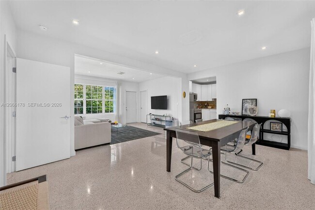 Building Photo - 7516 Mutiny Ave