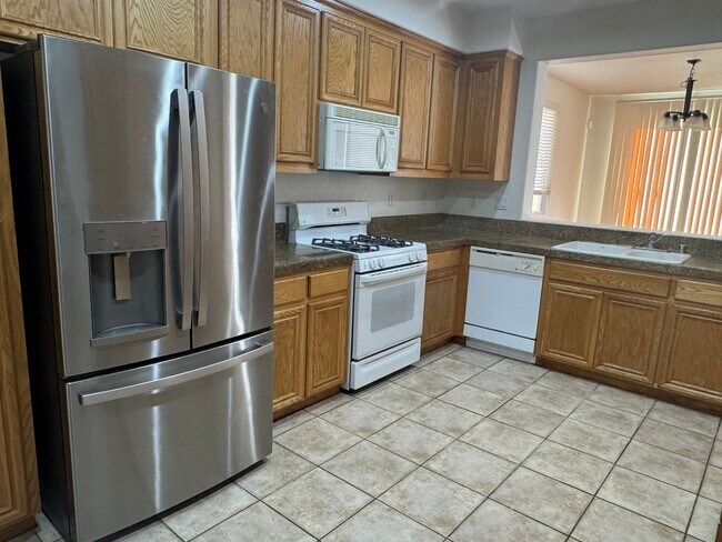 Foto del edificio - 4317 Spring Creek Ct