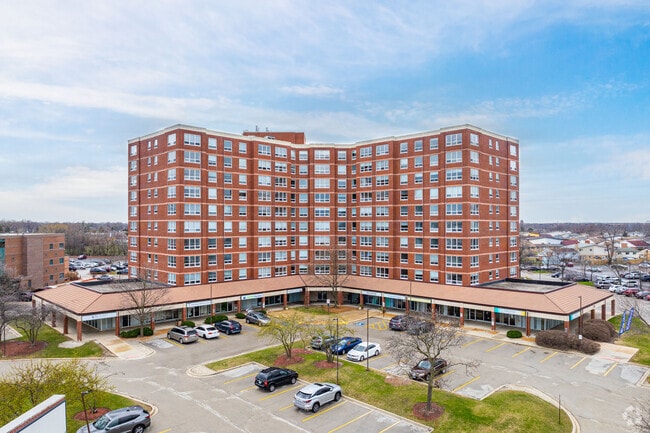 Building Photo - Legacy Crossings