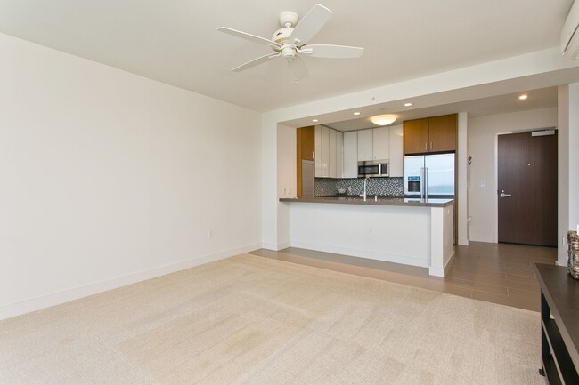 Foto del edificio - BEAUTIFUL 1 BEDROOM UNIT IN THE COLLECTION