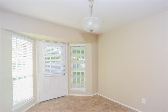 Foto del edificio - 702 Southridge Ct