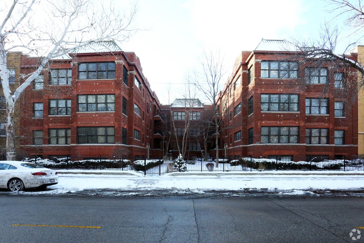 Primary Photo - 6612-6622 N Ashland Ave