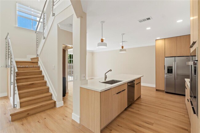 Foto del edificio - 11032 NW 48th Ln