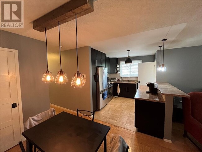 Building Photo - 832 Wilmont Pl