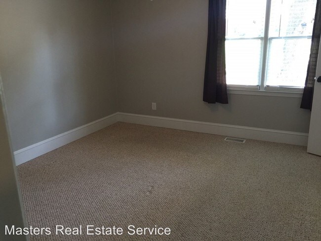 Building Photo - 504 E Whitaker Mill Rd