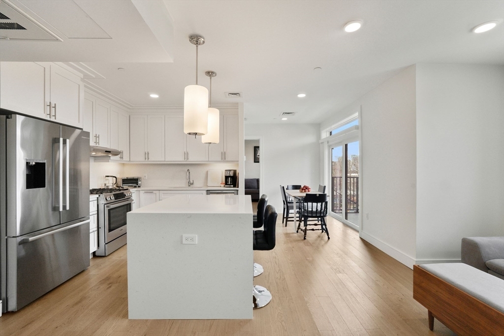 Foto principal - 301 Border St