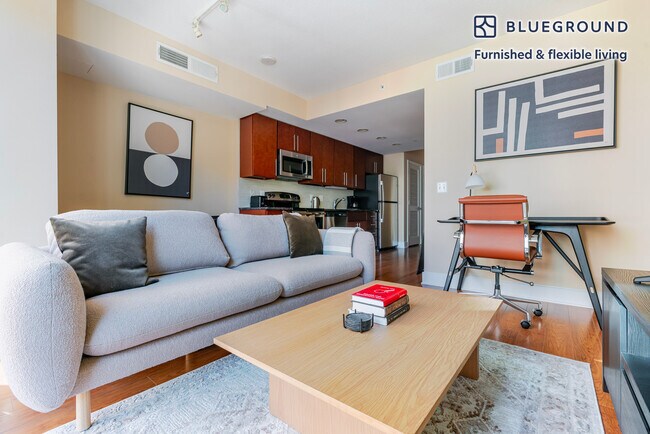 Foto del edificio - 415 L St NW