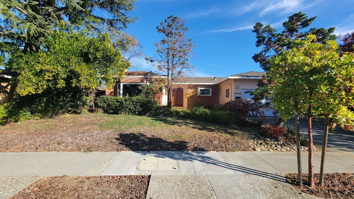 3 br, 2 bath House 10348 Bonny Drive House Rental in Cupertino, CA