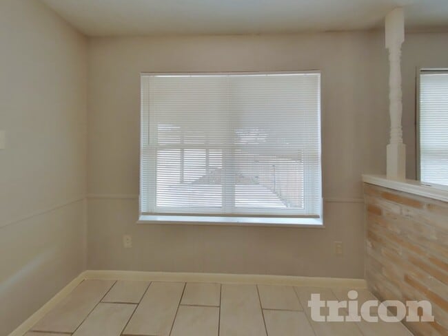 Foto del edificio - 12027 Arrowhead Glen Dr