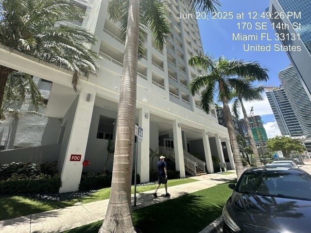 Foto del edificio - 170 SE 14th St