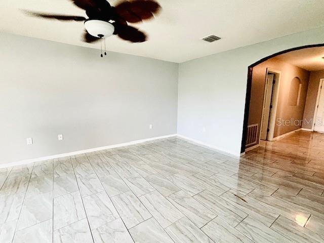 Foto del edificio - 30598 Satinleaf Run