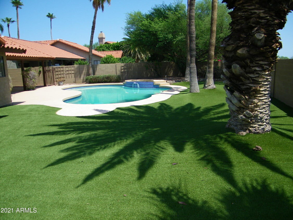 Primary Photo - 10533 E Bella Vista Dr