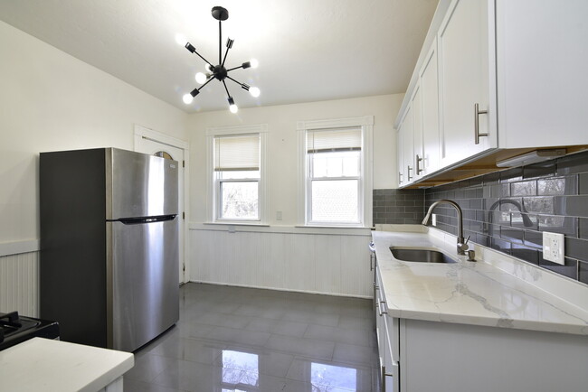 Building Photo - 24 Rector Rd