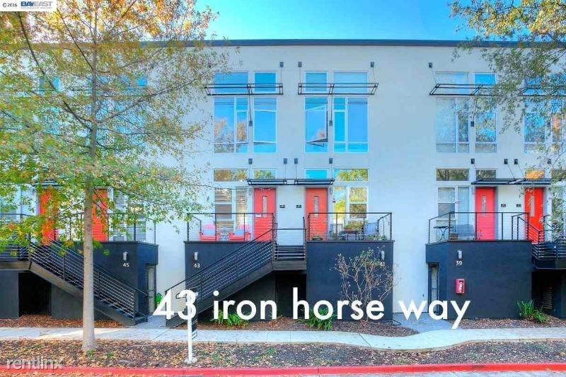 Foto principal - 2 br, 2 bath Condo - 43 Iron Horse Lane