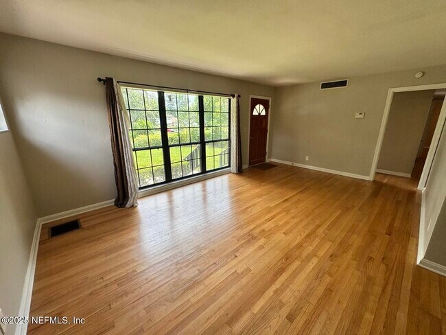 Foto del edificio - 2054 Holly Oaks River Dr