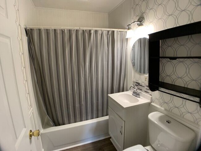 Foto del edificio - Spacious Rural Setting- 3 bedroom in Niles!