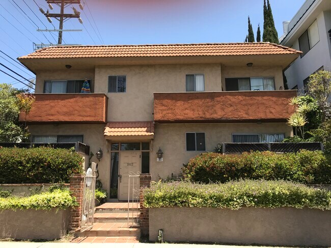 Building Photo - 1812 Westholme Ave