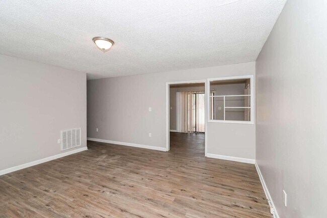 Building Photo - 200 Akin Rd