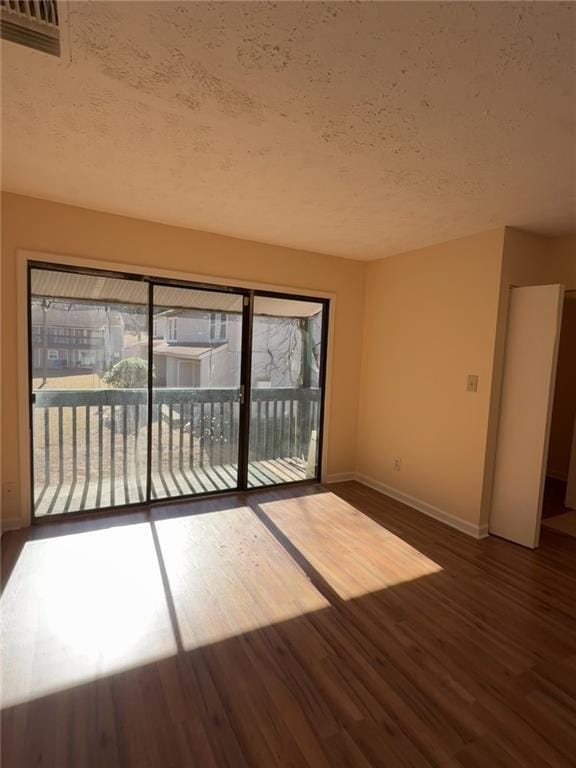 Building Photo - 3575 Oakvale Rd