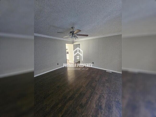 Foto del edificio - 4825 Chalfont Rd