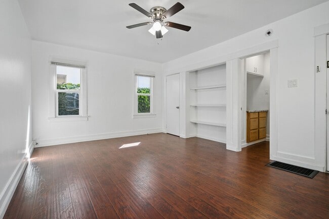 Building Photo - 3312 2nd St