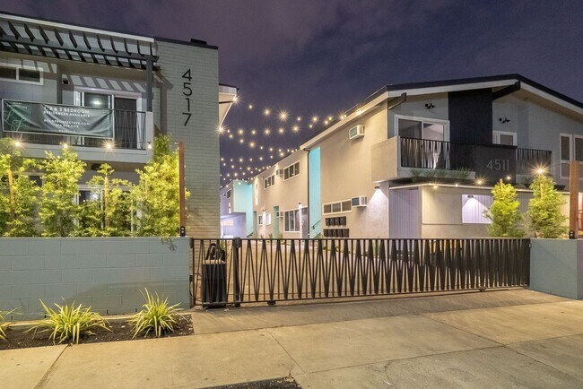 Foto del edificio - 4511-4517 Prospect Ave