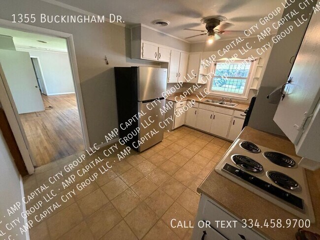Foto del edificio - 1355 Buckingham Dr