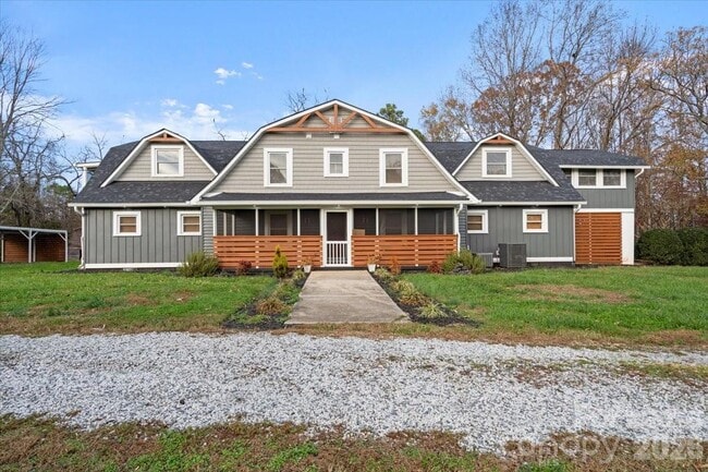 Foto del edificio - 2708 Mooresville Rd