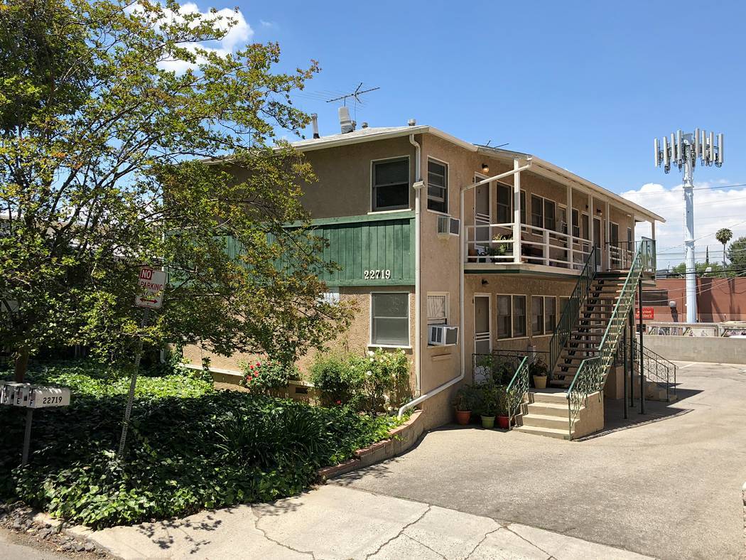 Primary Photo - 22719 Del Valle St