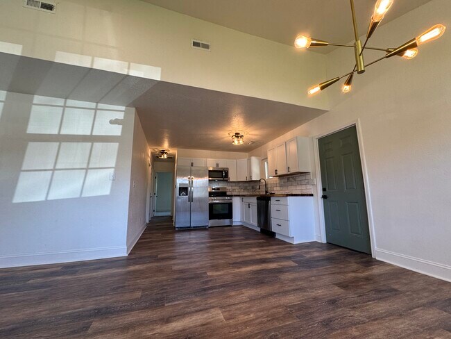 Foto del edificio - 1712 Vada Cir