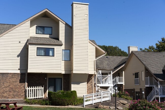 Building Photo - The Shelton Grove