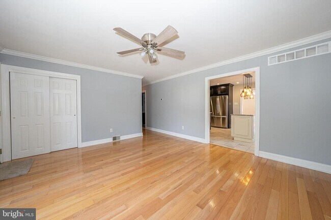 Foto del edificio - 131 Andover Dr