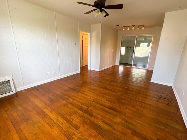 Foto del edificio - Lovely Home in Chafee Park Ready to Go!