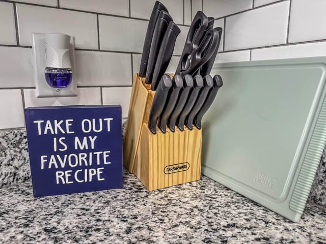 Building Photo - 216 E Horah St