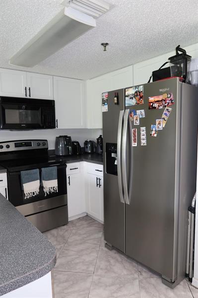 Foto del edificio - 9470 Tangerine Pl