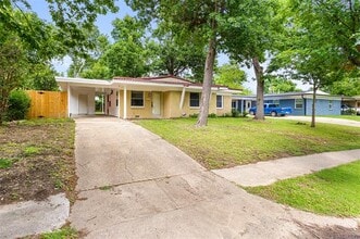 Building Photo - 1513 Park Pl