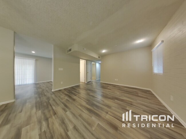 Foto del edificio - 4241 N 73rd Ln