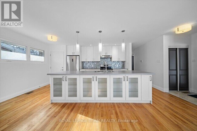 Photo du bâtiment - 2226 Tawney Rd