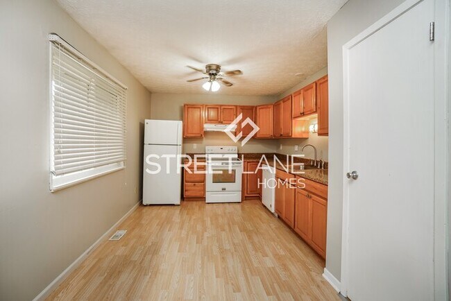 Building Photo - Charming 3 Bedroom in Columbus!