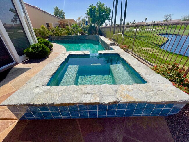 Building Photo - 78745 Sunrise Canyon Ave