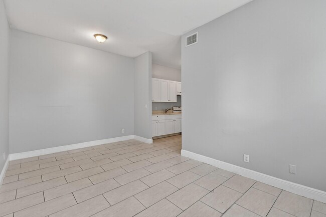 Foto del edificio - 1401 Division Ave