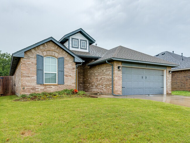 Foto del edificio - 8717 Yassir Blvd