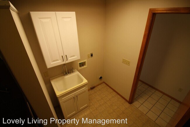 Building Photo - 3 br, 3 bath House - 1323 Winnsboro Pass