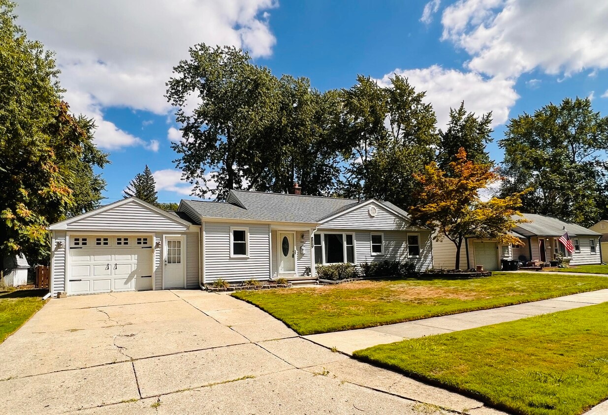 Primary Photo - 15040 Arden St