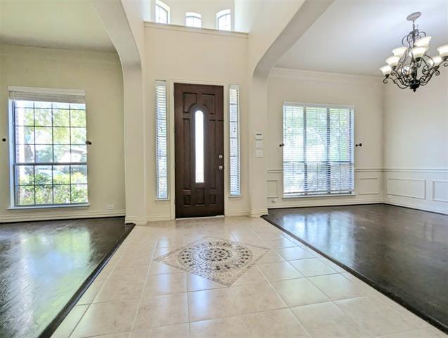 Building Photo - 8605 Lindenwood Ln