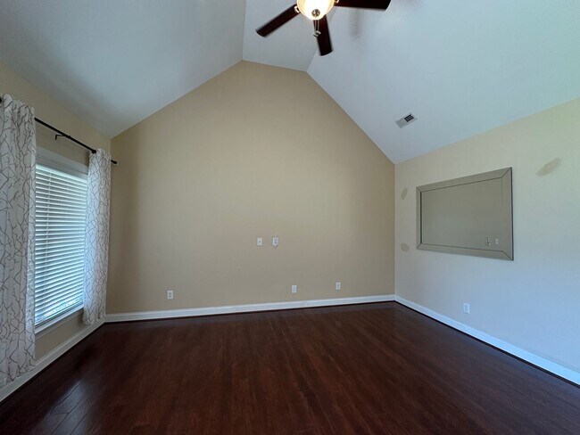Foto del edificio - Inviting 3 Bed 2 Bath House