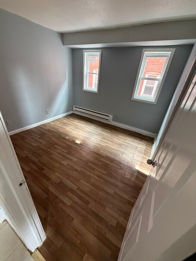 Foto del edificio - 34 Bedford St