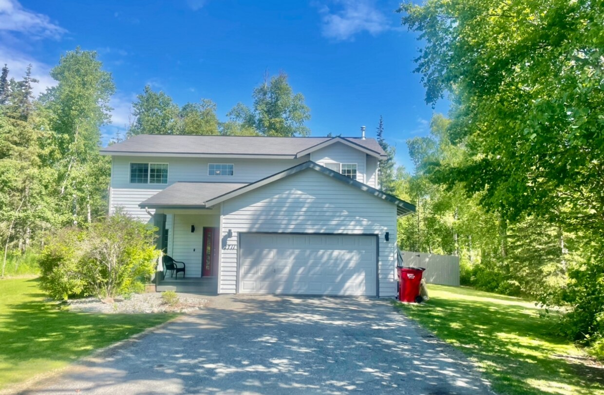 Foto principal - Fantastic 4 bedroom single family home wit...
