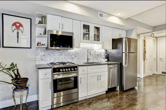 Foto del edificio - 126 Delaware Ave